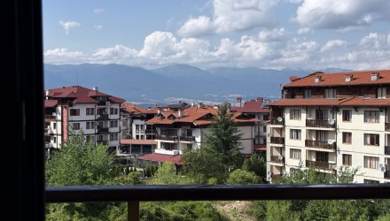 Просторен двустаен апартамент с панорамна гледка към Пирин